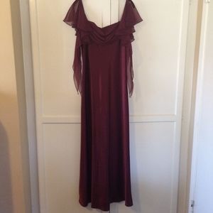 BURGUNDY MAROON WINE FORMAL GOWN SIZE L
